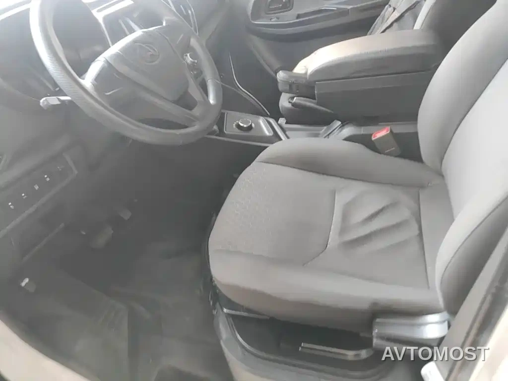 Changan Ruixing EM60 2025 Passenger Version Comfort 7-Seater 300km Liftgate — фото 8