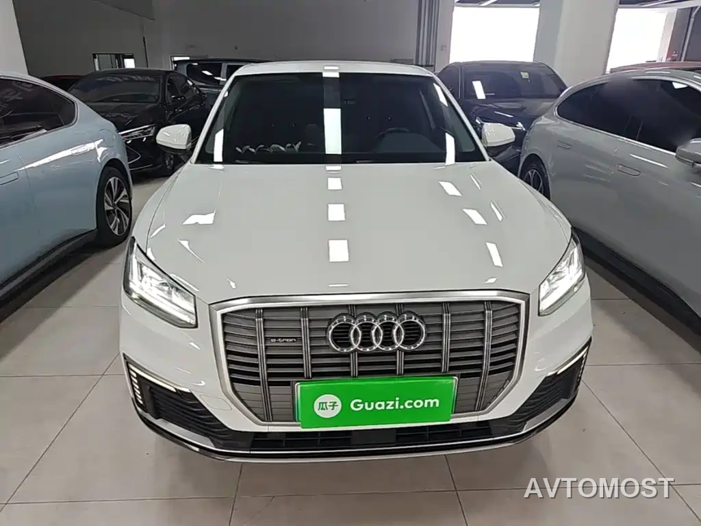 Audi Q2L e-tron 2019 Q2L e-tron Pure Electric Smart Cool Edition — фото 3