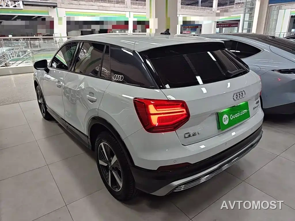 Audi Q2L e-tron 2019 Q2L e-tron Pure Electric Smart Cool Edition — фото 5