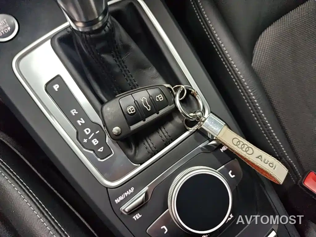 Audi Q2L e-tron 2019 Q2L e-tron Pure Electric Smart Cool Edition — фото 9