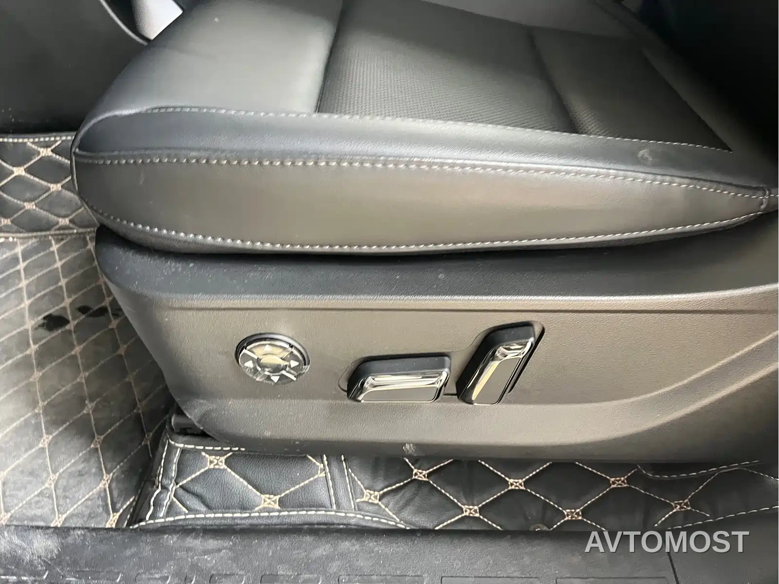 Haval Menglong 2025 2.0T 4WD Ultra — фото 17