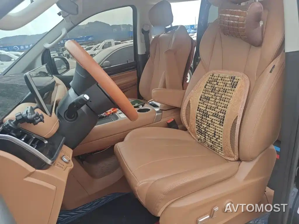 SAIC Maxus G10 2025 MAX 2.0T Automatic Flagship Edition Gasoline 7-Seater — фото 8