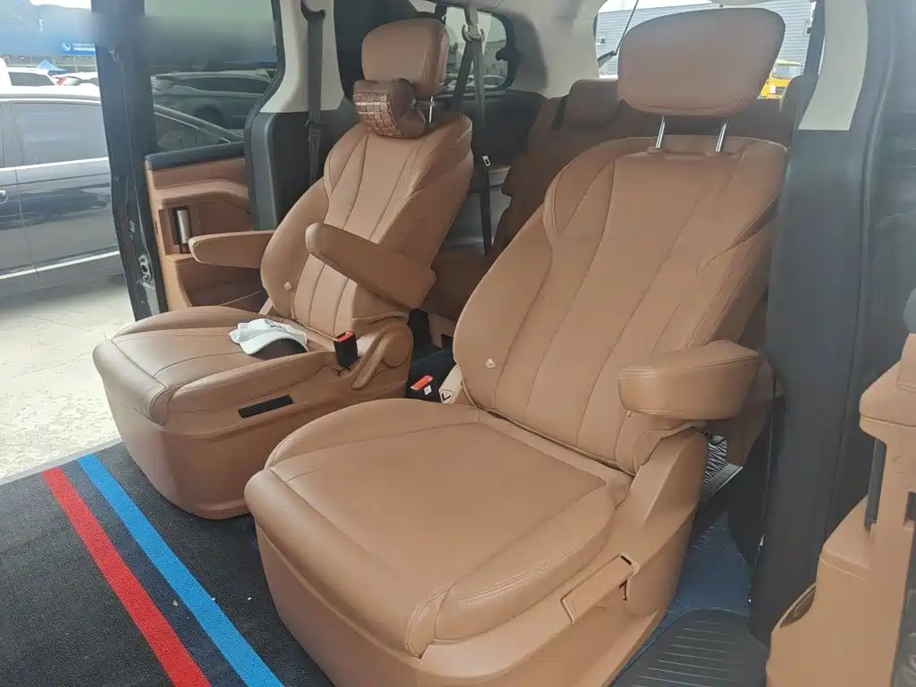 SAIC Maxus G10 2025 MAX 2.0T Automatic Flagship Edition Gasoline 7-Seater — фото 15