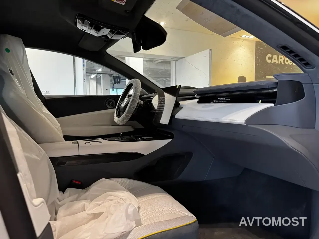 Lotus Cars EMEYA Blossom 2025 600 Wagon — фото 10