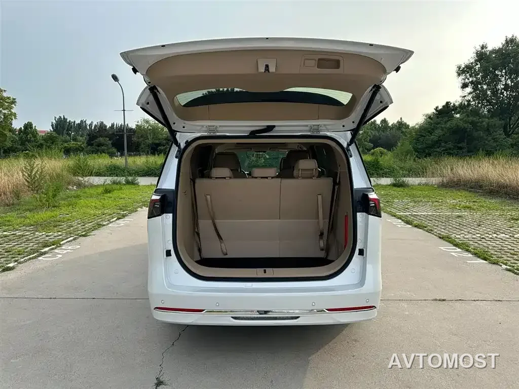 Buick GL8 New Energy 2025 Landprestige First Edition 7-Seater — фото 8