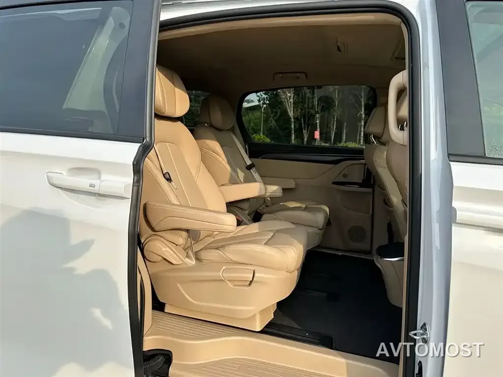 Buick GL8 New Energy 2025 Landprestige First Edition 7-Seater — фото 17