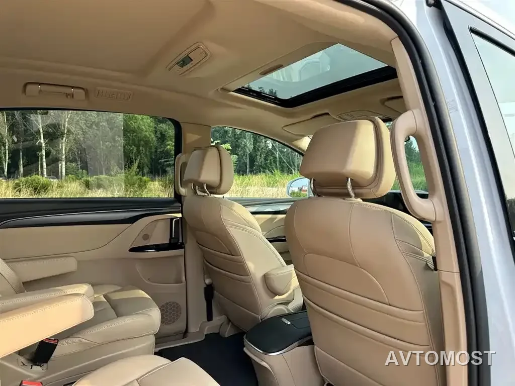 Buick GL8 New Energy 2025 Landprestige First Edition 7-Seater — фото 18