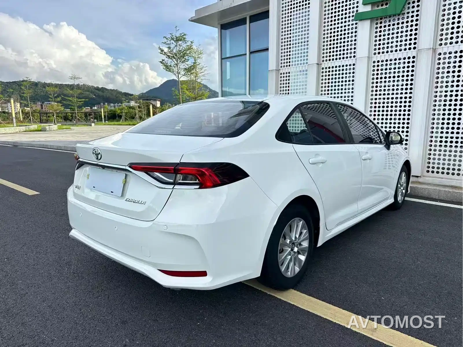 Toyota Corolla 2021 TNGA 1.5L CVT Elite Edition — фото 29