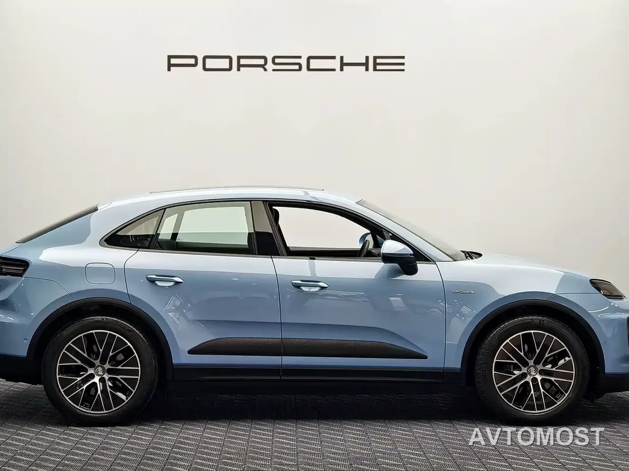 Porsche Macan EV — фото 8