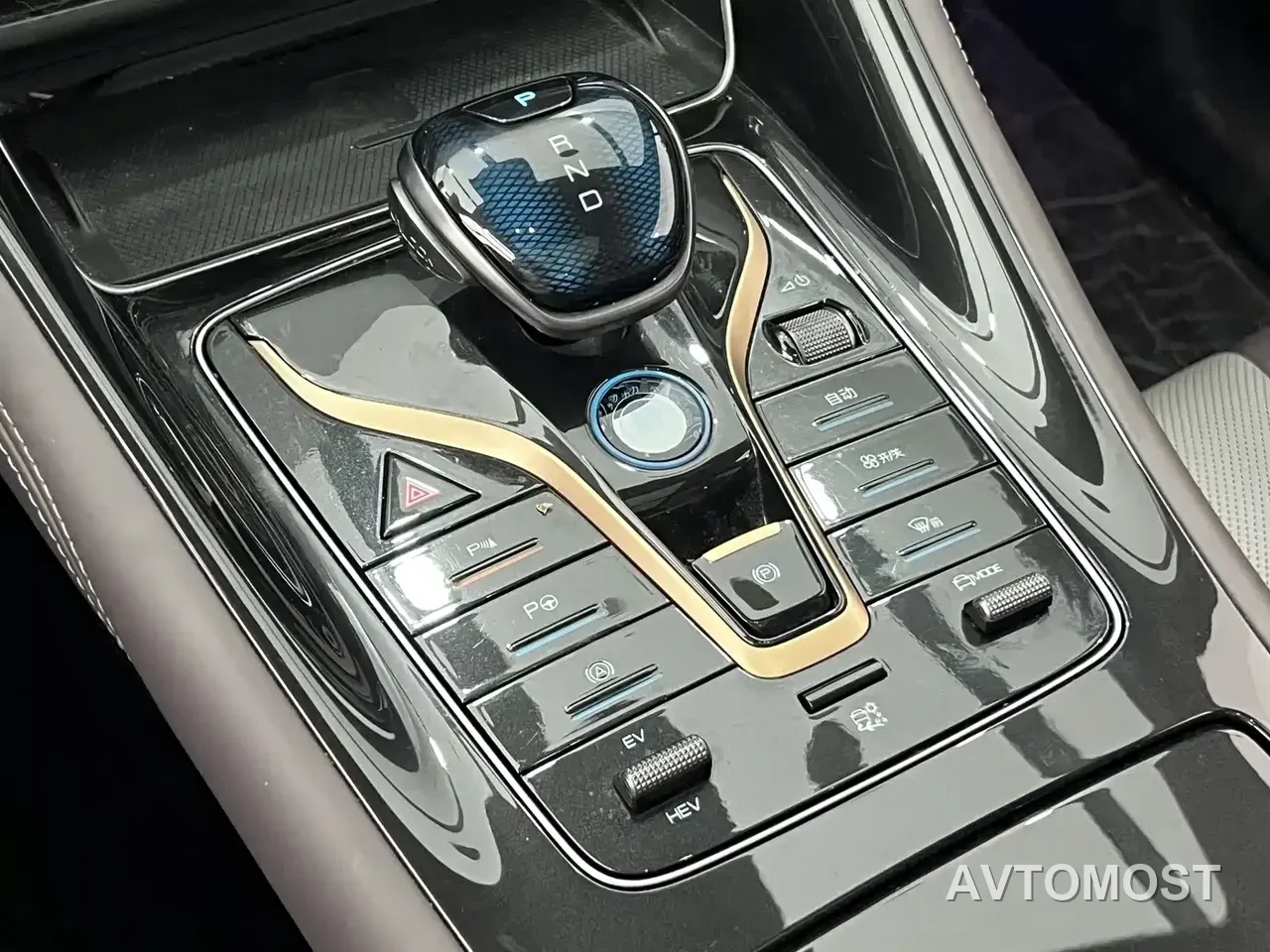 BYD Frigate 07 2023 DM-i 205KM Premium — фото 1