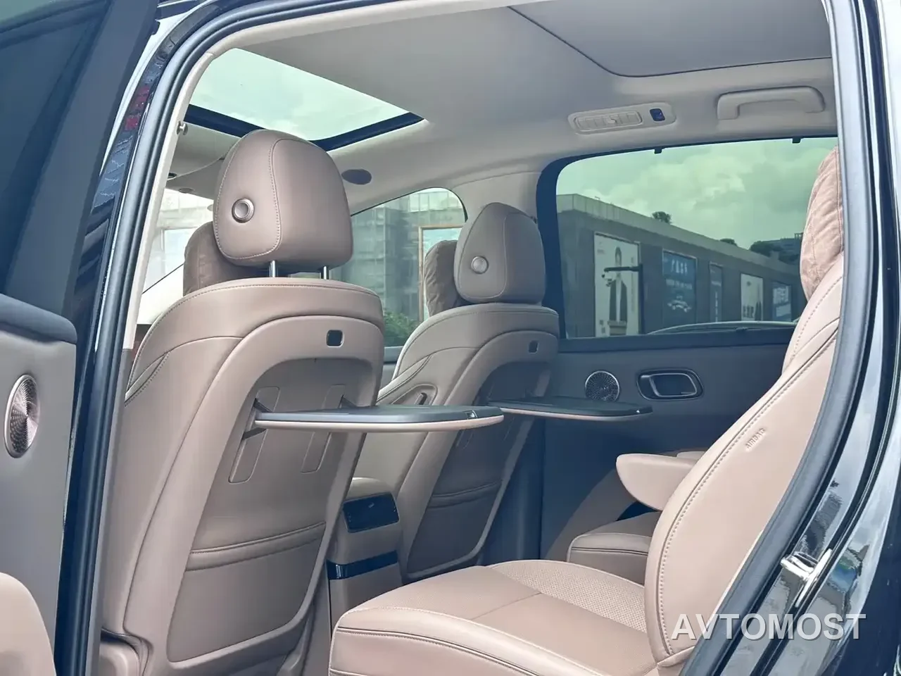 Li i8 2025 Standard Edition — фото 12