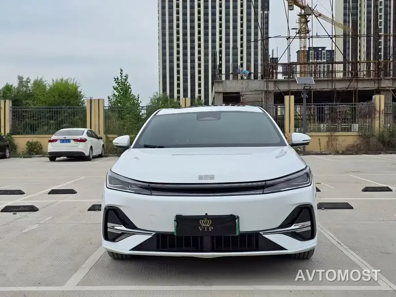 Geely Galaxy A7 2025 EM-i 150km Long Voyage Edition — фото 2