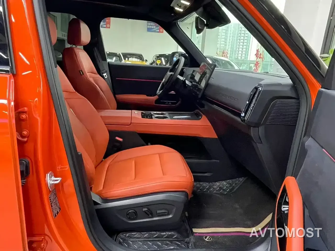 Ford Mustang NEV 2025 Plug-in Range Extender Hybrid — фото 9