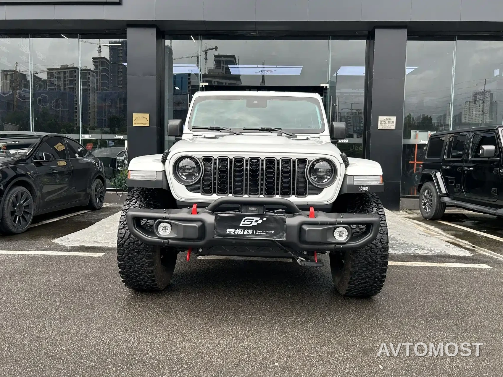 Jeep Wrangler 2024 2.0T Rubicon 4-door — фото 2