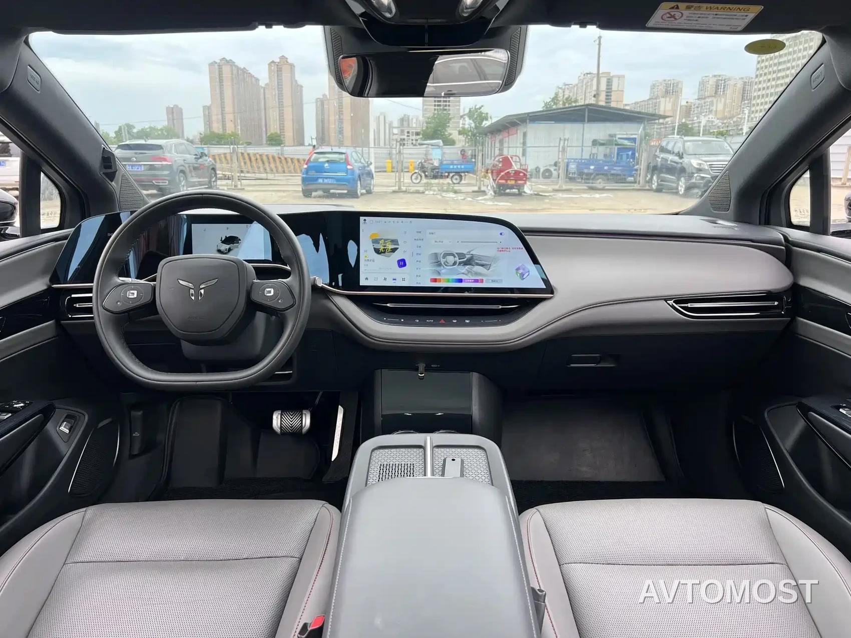 Hongqi EH7 2025 640 AWD Smart Selection Edition — фото 5