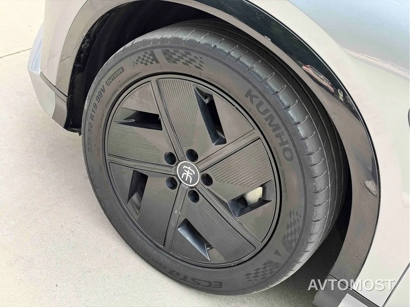 BYD Song L EV 2024 550km Excellence Type — фото 11