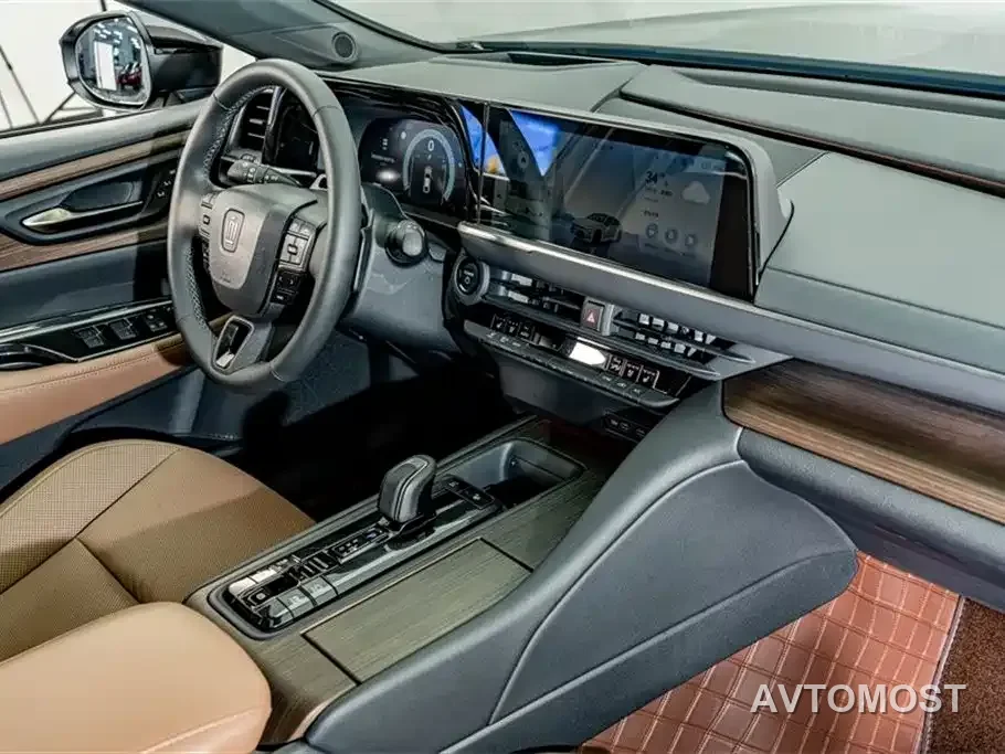 Toyota Crown (Import) 2024 2.5L Ultimate Edition — фото 18