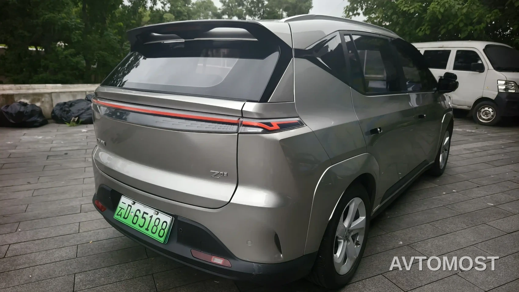Hycan Z03 2022 Model 510km Trendy Cool Edition 135kW 63.98kWh — фото 2