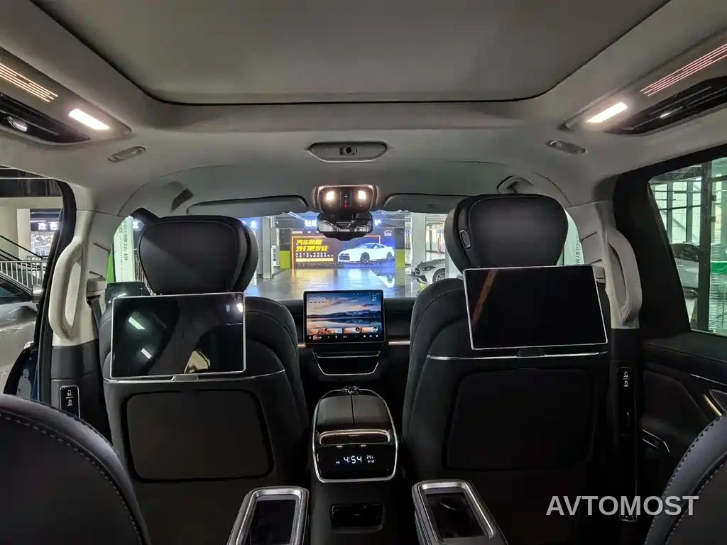 Geely Galaxy Yizhen L380 2024 116kWh 6-Seater 2WD Pro — фото 9