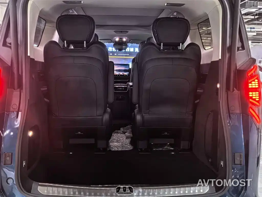 Geely Galaxy Yizhen L380 2024 116kWh 6-Seater 2WD Pro — фото 10