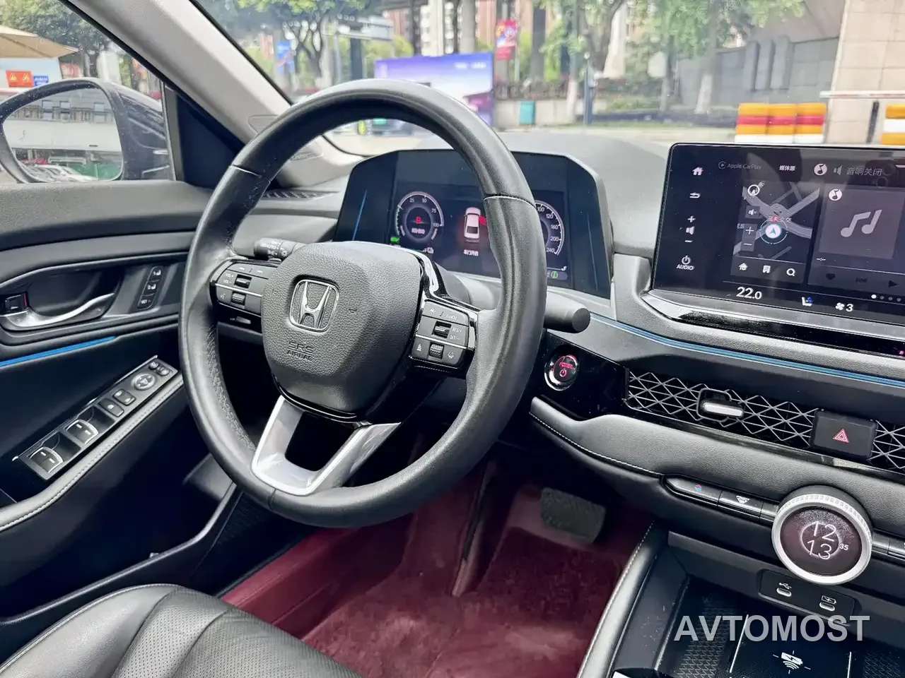 Honda Accord New Energy 2023 2.0L e:PHEV Premium Edition — фото 13