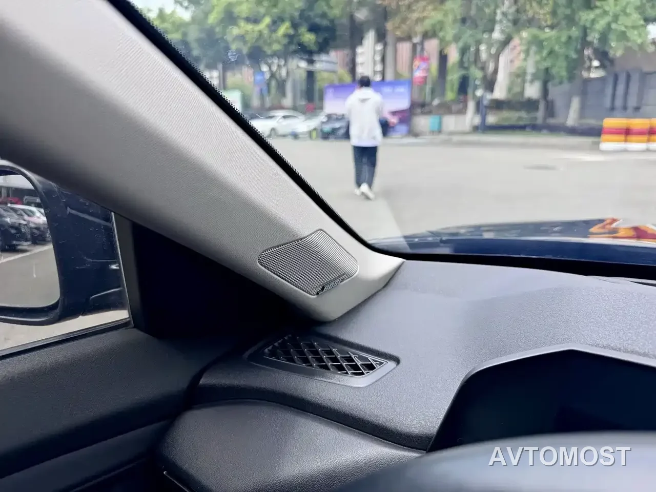 Honda Accord New Energy 2023 2.0L e:PHEV Premium Edition — фото 15