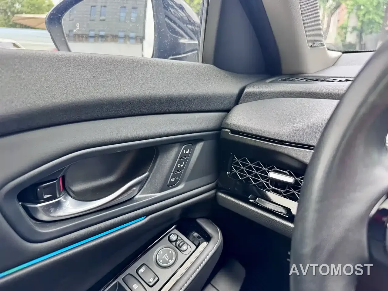 Honda Accord New Energy 2023 2.0L e:PHEV Premium Edition — фото 16