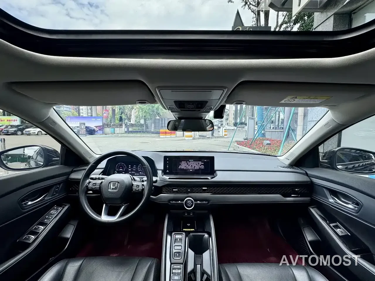 Honda Accord New Energy 2023 2.0L e:PHEV Premium Edition — фото 17