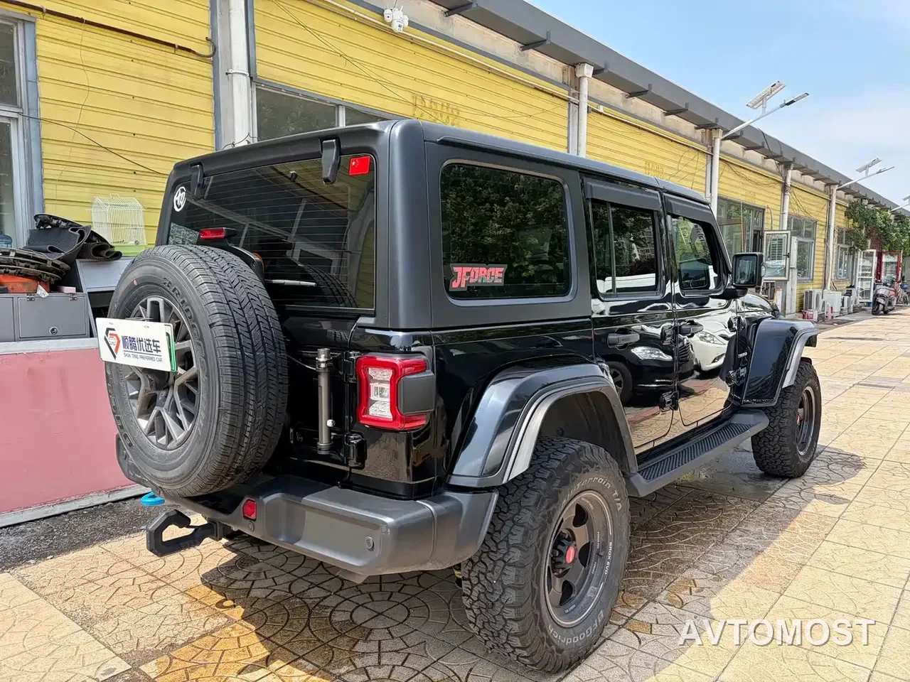 Jeep Wrangler 4xe 2021 4-Door 2.0T 4xe Sahara — фото 7