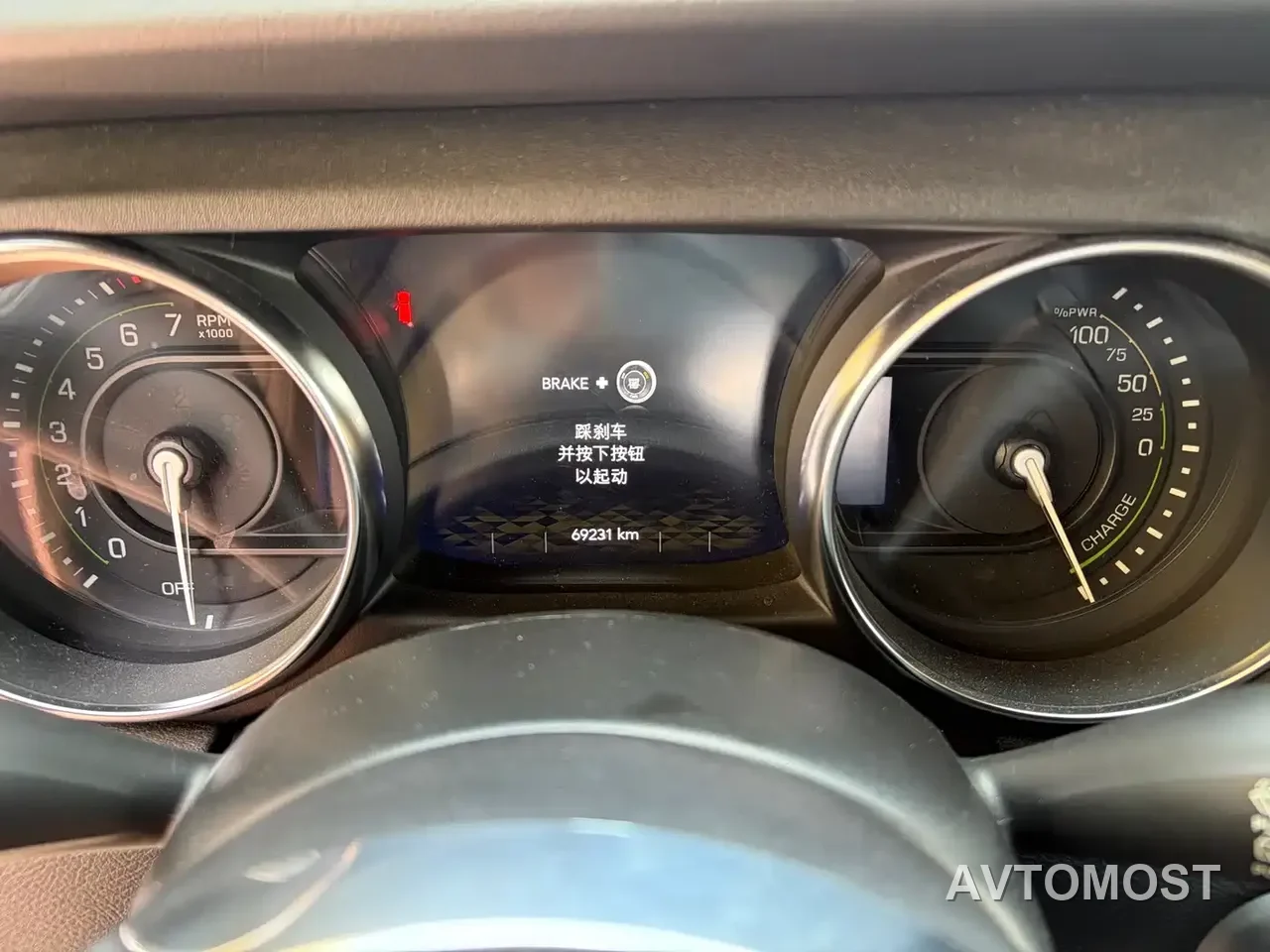 Jeep Wrangler 4xe 2021 4-Door 2.0T 4xe Sahara — фото 22