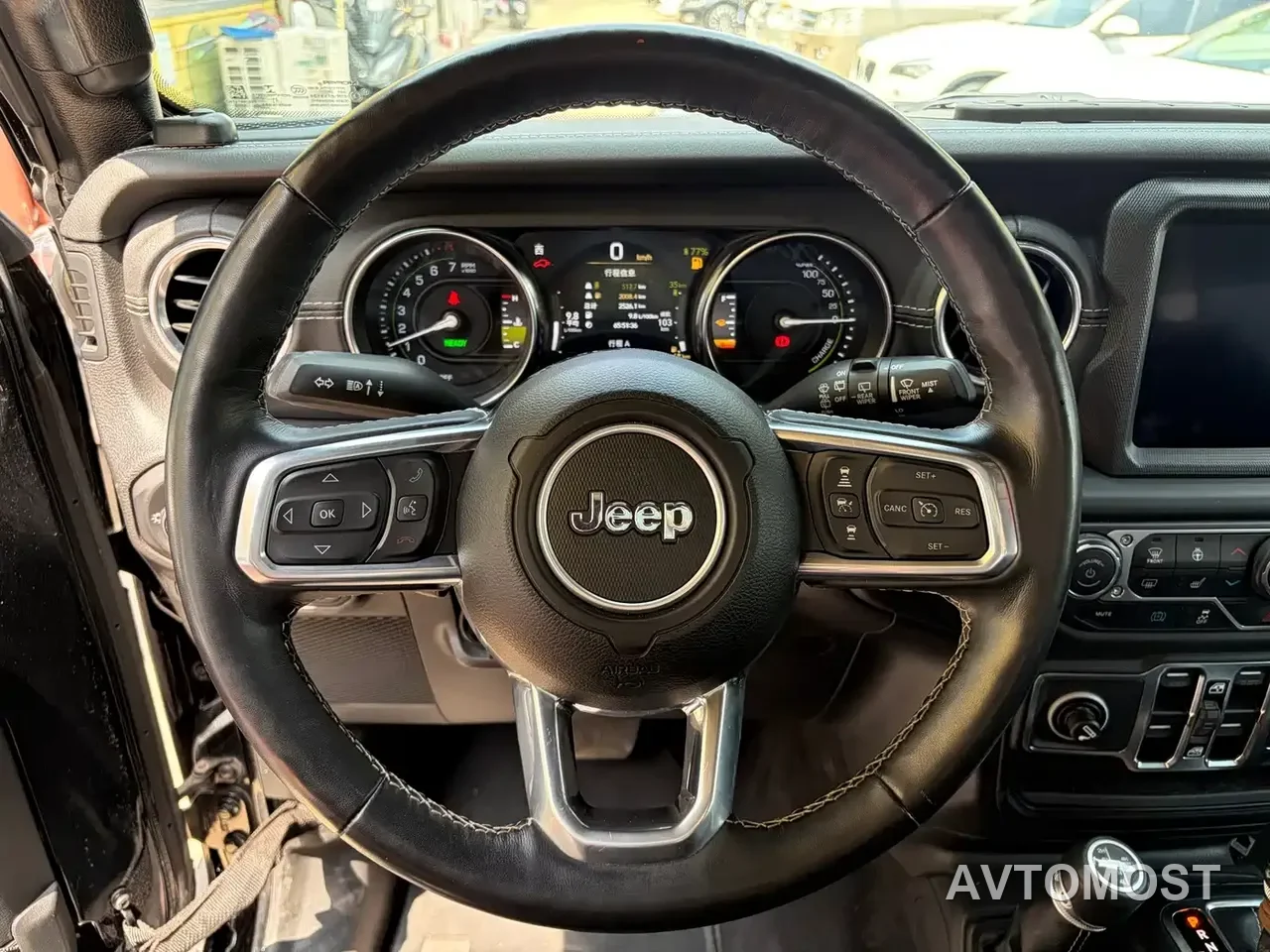 Jeep Wrangler 4xe 2021 4-Door 2.0T 4xe Sahara — фото 5