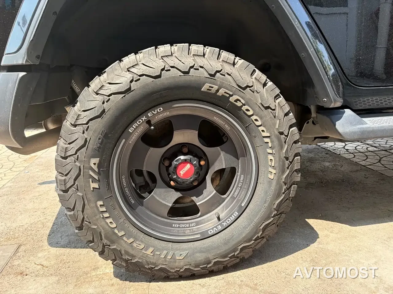 Jeep Wrangler 4xe 2021 4-Door 2.0T 4xe Sahara — фото 4