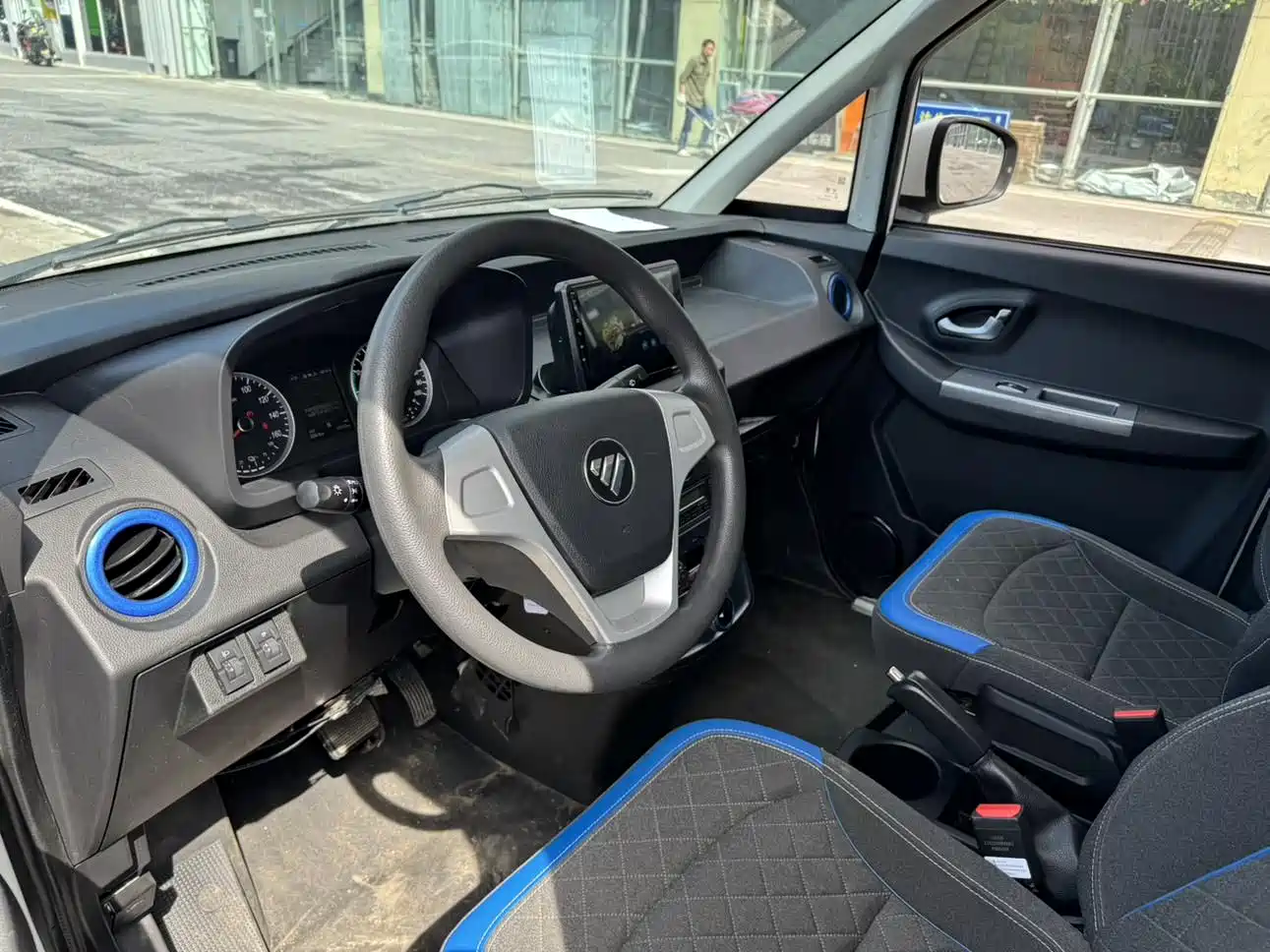 Foton Qianduoduo 2024 Model Van Flat Roof 2 Seats EVE Energy 41.86kWh — фото 4