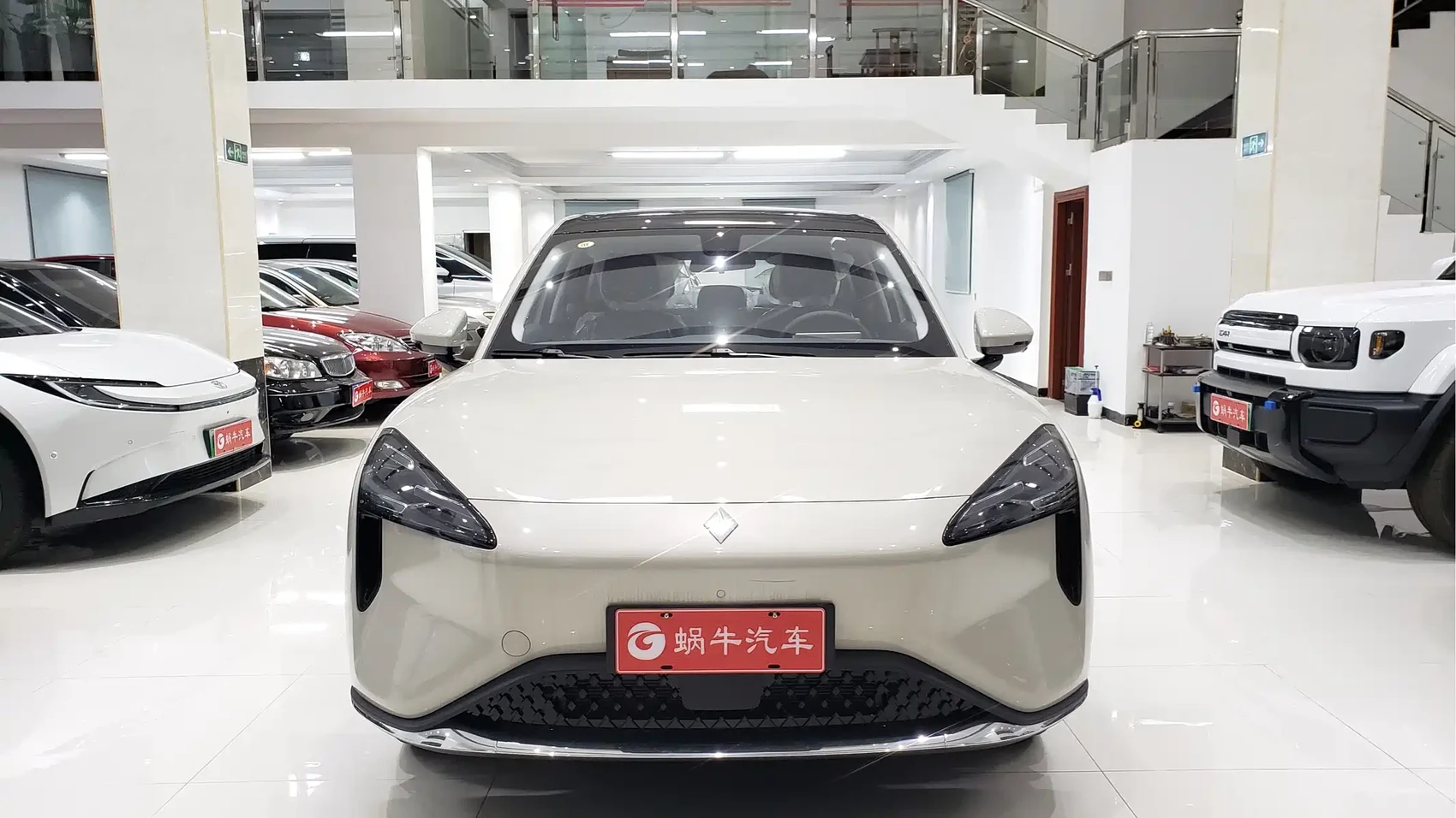 Baojun E6 2026 Model 500km Enjoy Edition — фото 2