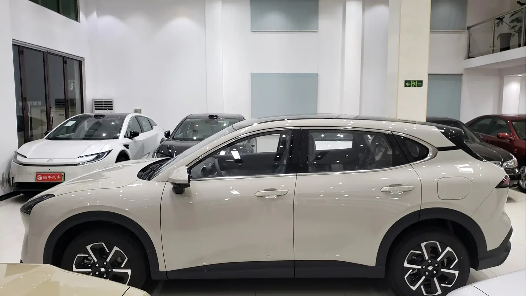 Baojun E6 2026 Model 500km Enjoy Edition — фото 13
