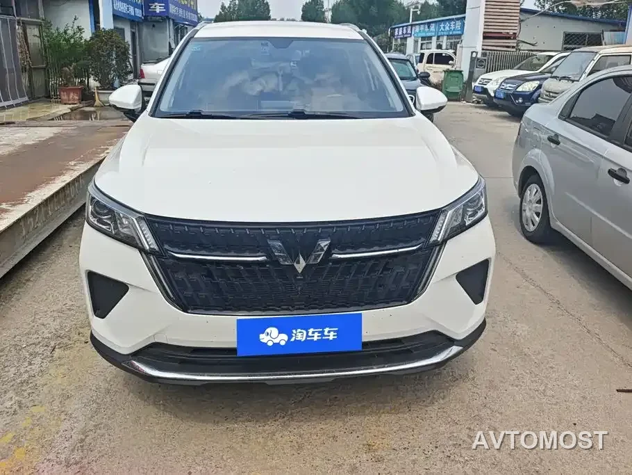 Wuling Xingchen 2022 2.0L DHT Electric Power Edition — фото 2