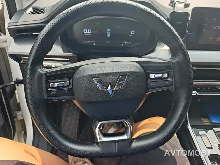 Wuling Xingchen 2022 2.0L DHT Electric Power Edition — фото 13