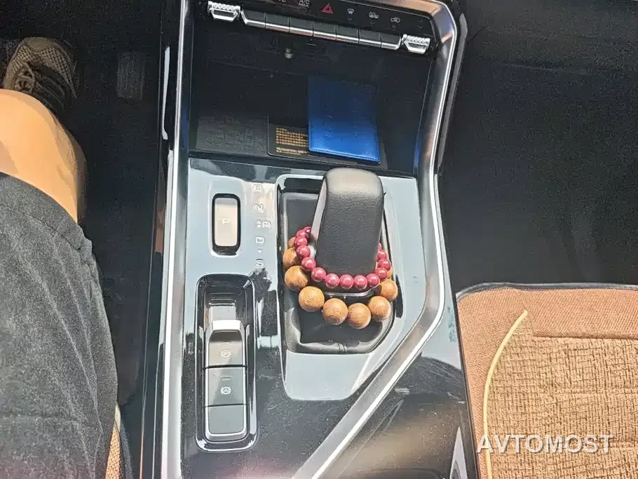 Wuling Xingchen 2022 2.0L DHT Electric Power Edition — фото 14