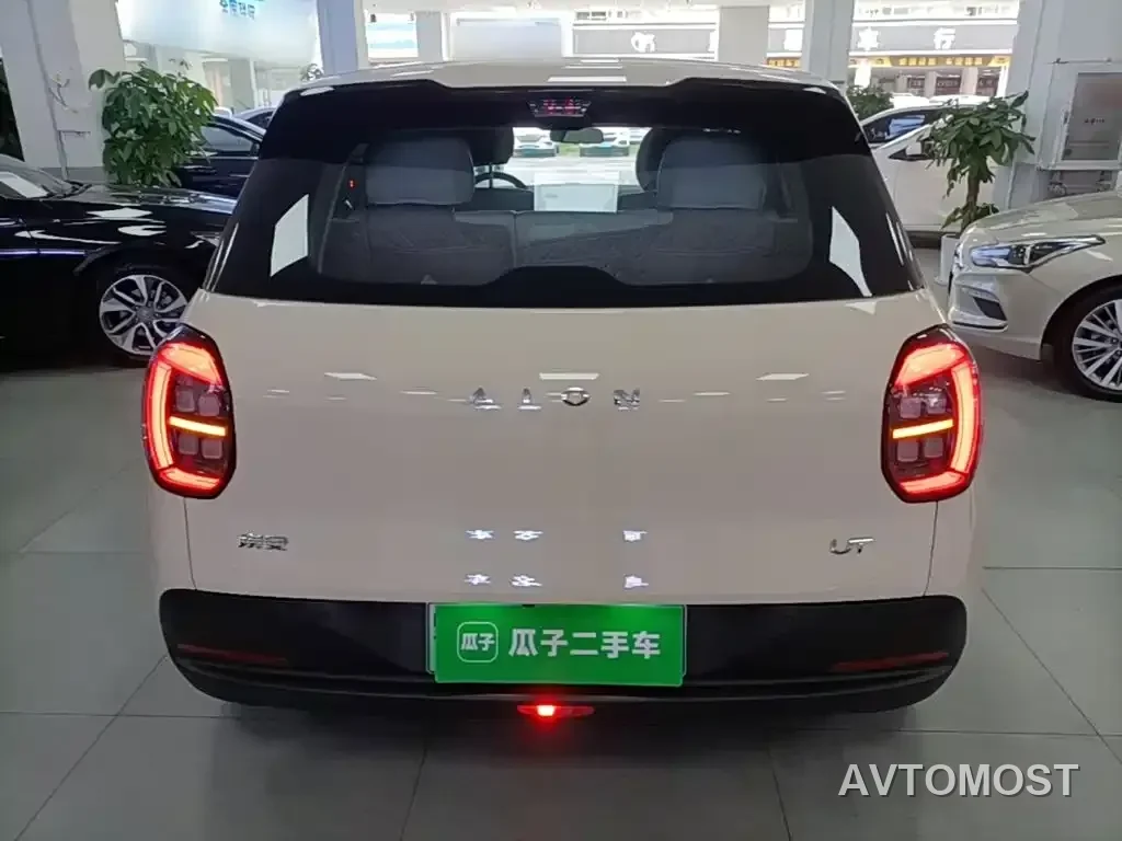 AION UT 2025 Model 330 Starlight Edition — фото 5