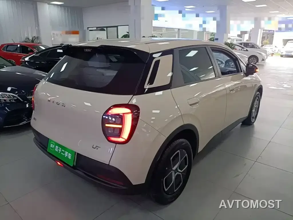 AION UT 2025 Model 330 Starlight Edition — фото 6
