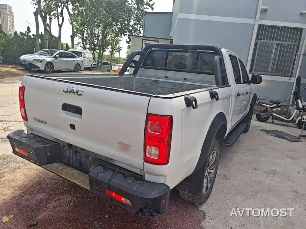 JAC T8 2022 2.0T International Edition Diesel 4WD Luxury Large Double Cab HFC4DB2-2E — фото 7