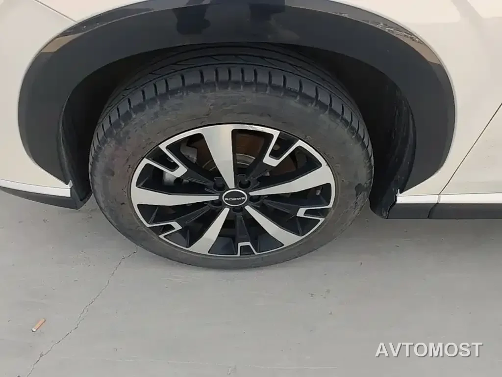 Roewe D5X DMH 2024 135 Flagship Edition — фото 21