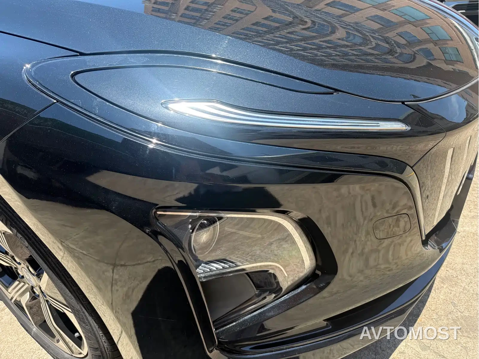 Hongqi E-QM5 2022 431km Charging Enjoyment Edition — фото 4