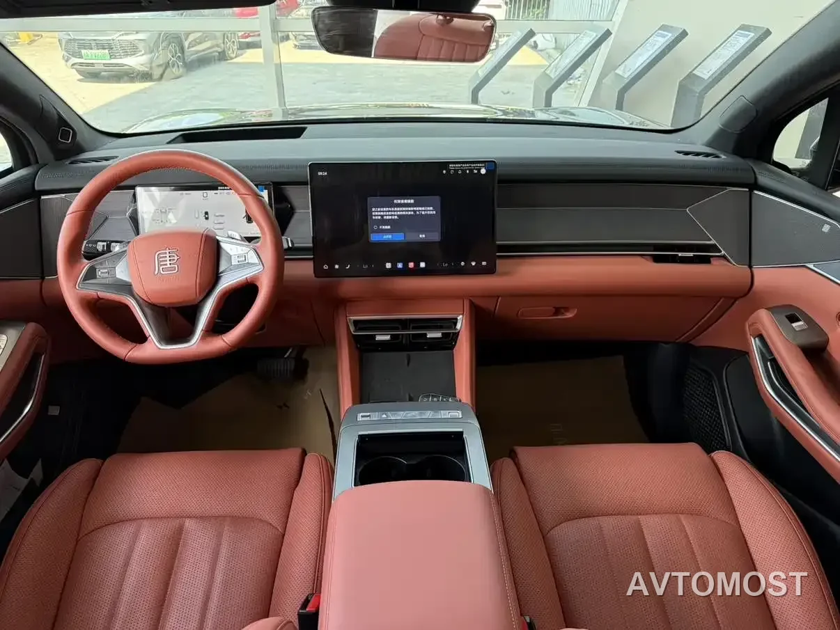 BYD Tang L 2025 DM 175KM Drone Player Edition — фото 5