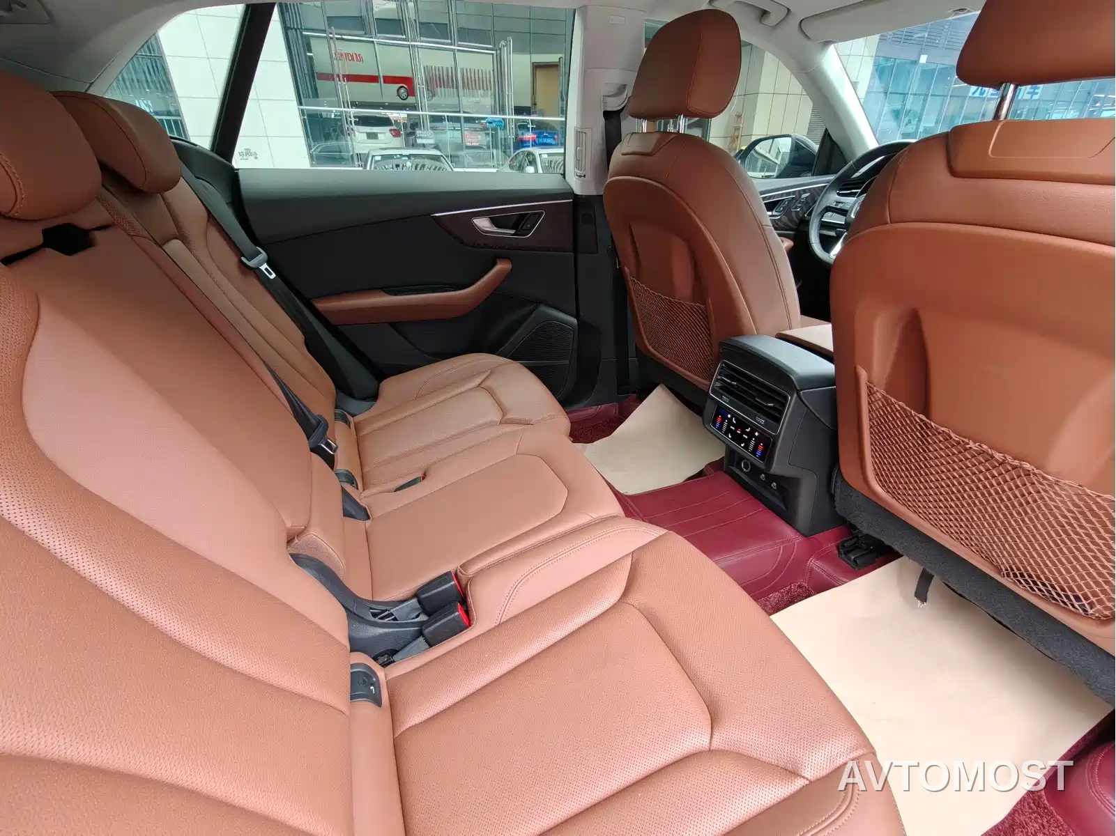 Audi Q8 2022 55 TFSI Luxury Dynamic — фото 6