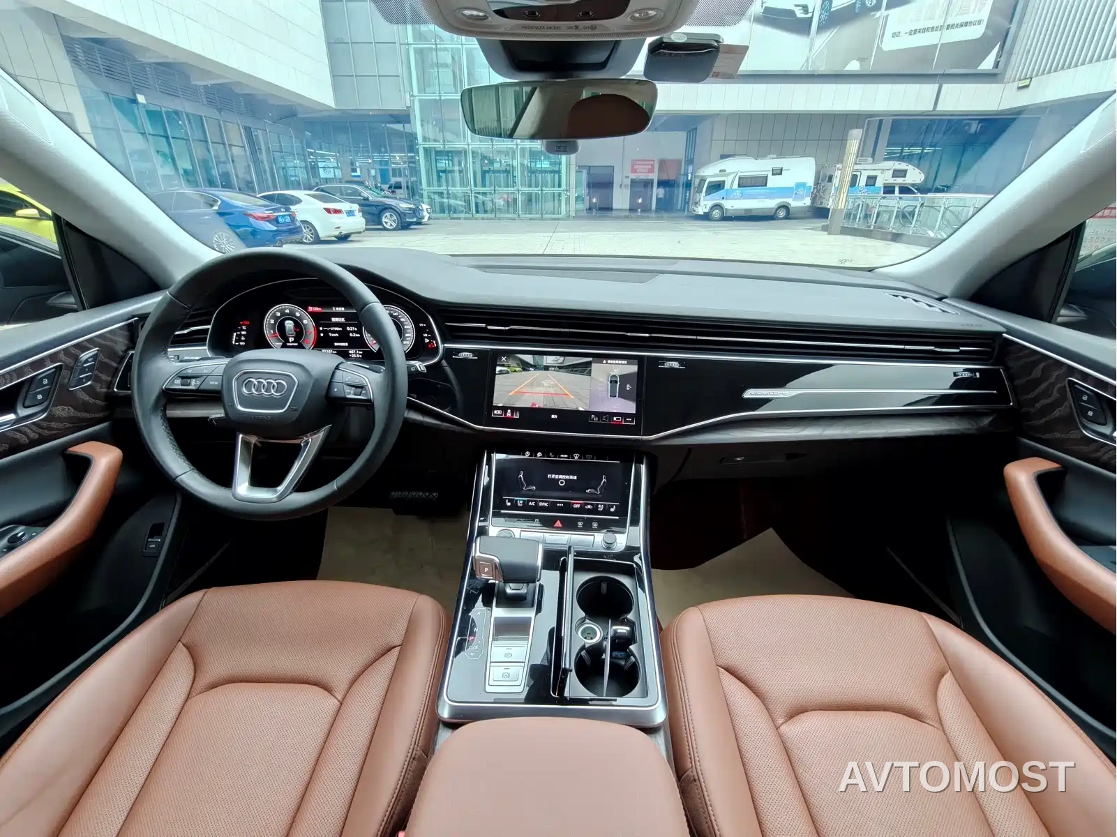 Audi Q8 2022 55 TFSI Luxury Dynamic — фото 11