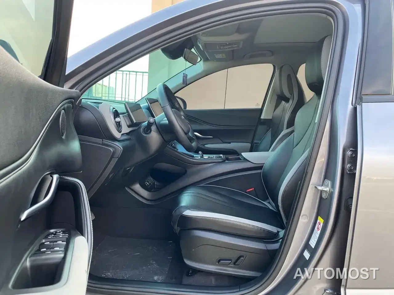 BYD Seal 05 DM-i 2025 DM-i 115KM Honor — фото 9