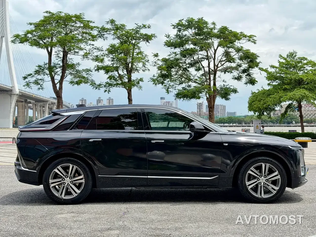 Cadillac IQ Rui Ge 2024 RWD Standard Range Luxury Edition — фото 4