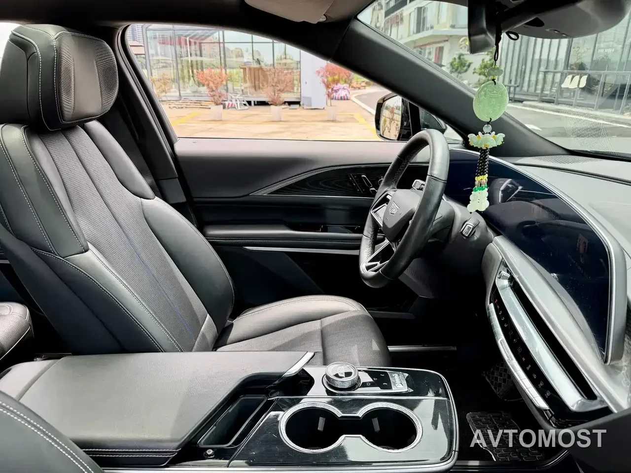 Cadillac IQ Rui Ge 2024 RWD Standard Range Luxury Edition — фото 15