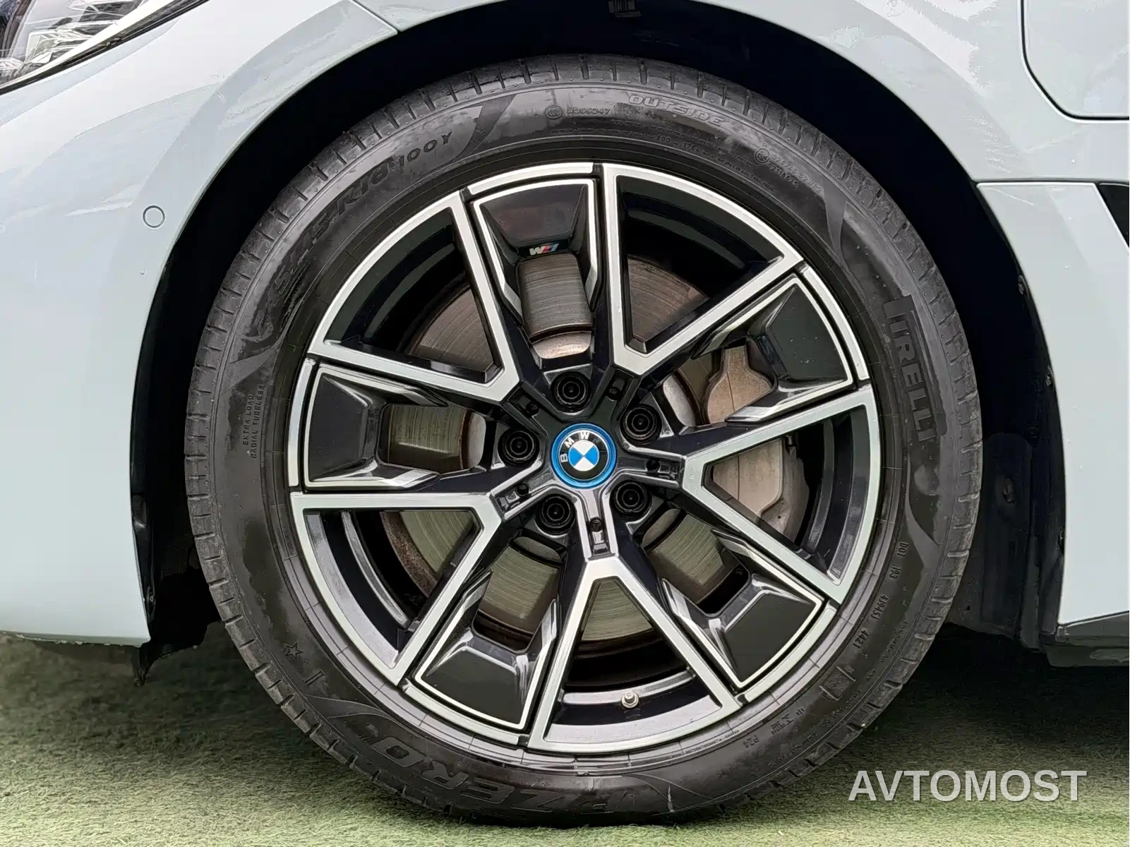 BMW i4 2022 eDrive40 — фото 17